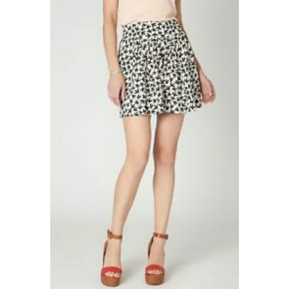 Anthropologie Leifnotes Black Bird Culottes